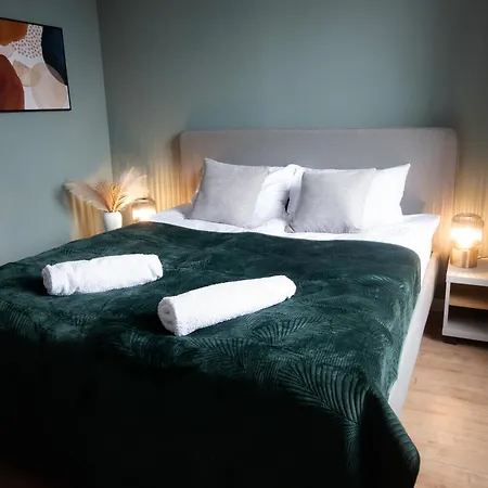 Appartamento Na Lazarzu 12a *